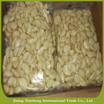 China peeled garlic for sale