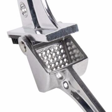 Aluminum Self-Cleaning Garlic Press