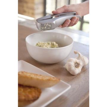 Zyliss Susi 3 Garlic Press - Grey