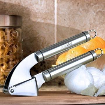 Simple Chef Stainless Steel Garlic Press and Silicone Peeler Set ? Easy To To