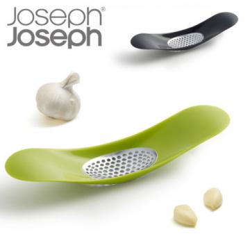 Joseph Joseph Rocker Black Garlic Crusher Press and Mincer Japan Import New