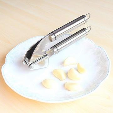 Innoo Tech Garlic Press Stainless Steel - the Garlic Cookbook eBook Included -