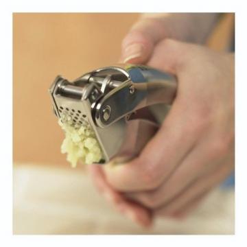 Kuhn Rikon Of Switzerland Kuhn Rikon Stainless Steel Epicurean Garlic Press