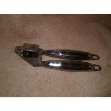 Heavy Stainless Steel Garlic Press, Hinged w/ Removeable Basket