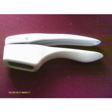 Zyliss Garlic Press - White Extruded Plastic- FANTASTIC