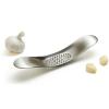 Rocker Steel Garlic Clove Mesh Crusher Press Mincer Chopper Masher Kitchen Tools