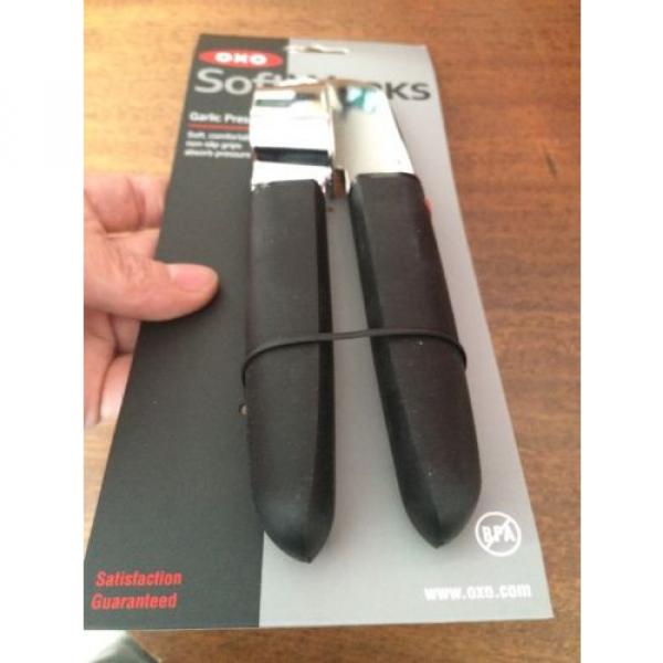 Oxo Softworks Garlic Press Soft Comfortable Non-Slip Grips Absorb Pressure NEW #3 image