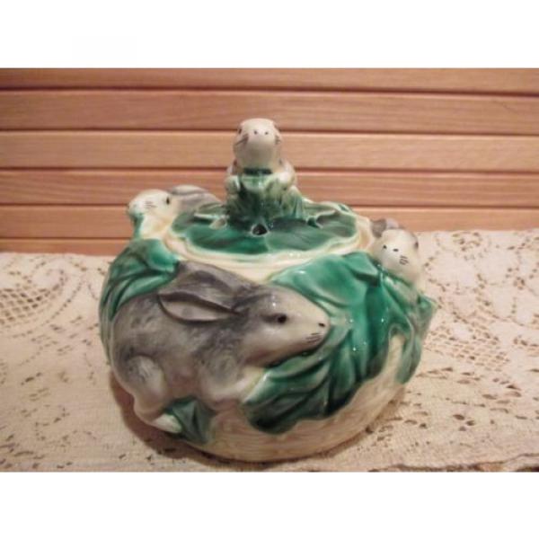 Takahashi Japan Ceramic Hand Painted Bunny Rabbits in Garden Garlic? Storage #2 image