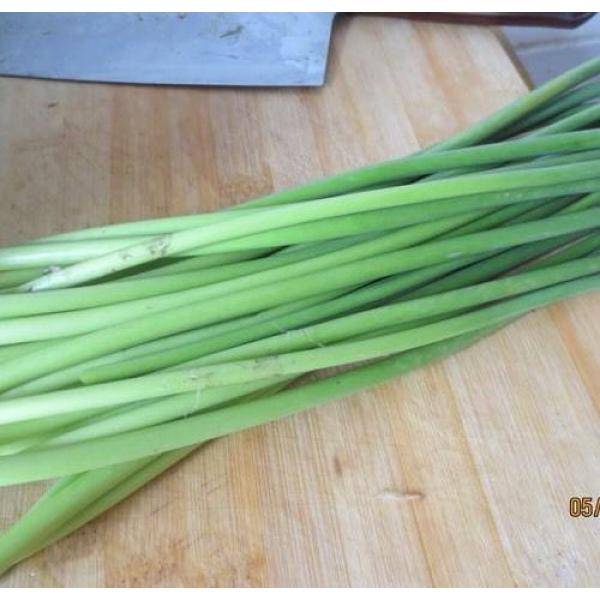 Fresh Garlic Sprouts- 200g #1 image