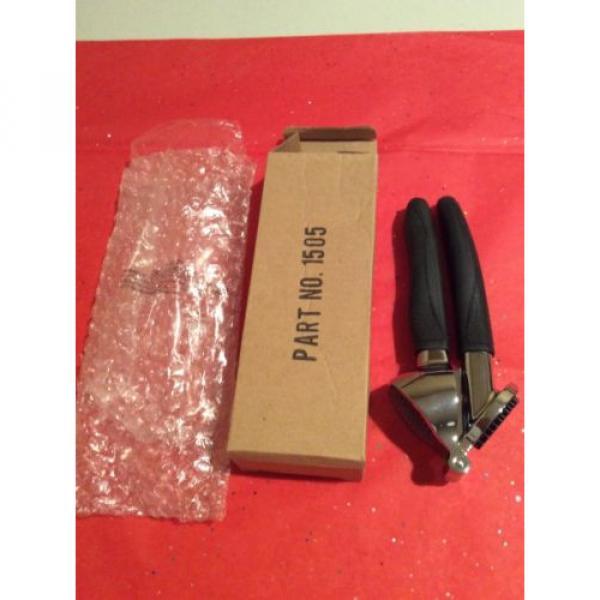 New in Packaging Cutco Garlic Press  Black #4 image